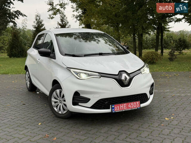Белый Рено Зое, объемом двигателя 0 л и пробегом 80 тыс. км за 12450 $, фото 2 на Automoto.ua