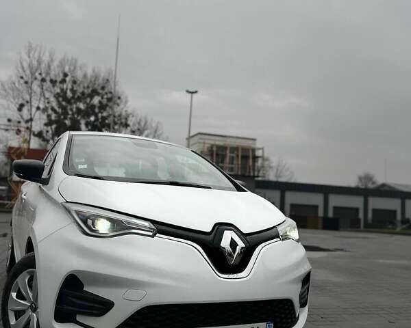 Белый Рено Зое, объемом двигателя 0 л и пробегом 123 тыс. км за 10999 $, фото 12 на Automoto.ua