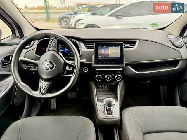 Рено Зое 2021 в Днепре (Днепропетровске) на Automoto.ua Белый Рено Зое, объемом двигателя 0 л и пробегом 64 тыс. км за 12100 $, фото 7 на Automoto.ua