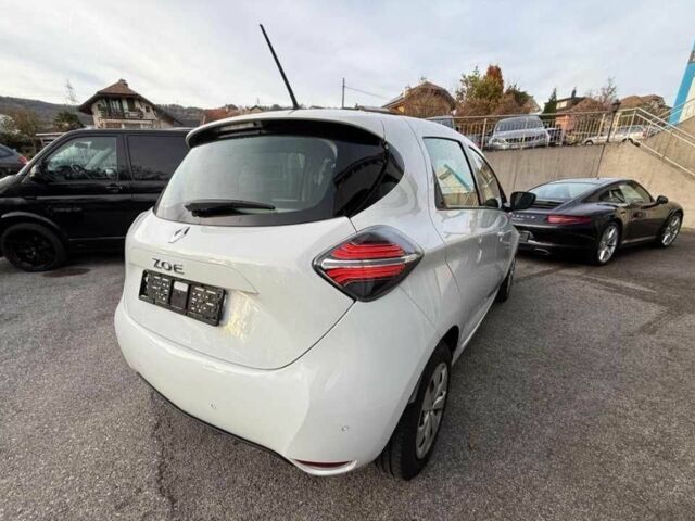 Білий Рено Зое, об'ємом двигуна 0 л та пробігом 157 тис. км за 9990 $, фото 9 на Automoto.ua