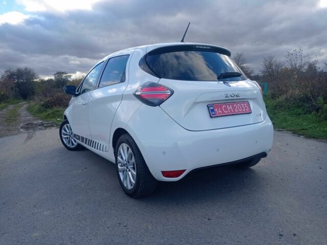 Рено Зое 2021 в Самборе на Automoto.ua Белый Рено Зое, объемом двигателя 0 л и пробегом 111 тыс. км за 12074 $, фото 2 на Automoto.ua