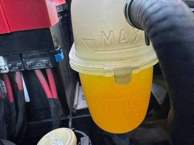 Білий Рено Зое, об'ємом двигуна 0 л та пробігом 80 тис. км за 13200 $, фото 47 на Automoto.ua