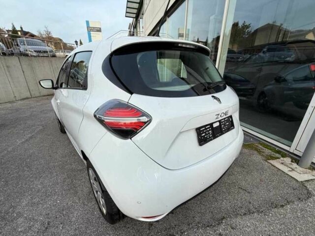 Білий Рено Зое, об'ємом двигуна 0 л та пробігом 157 тис. км за 9990 $, фото 7 на Automoto.ua