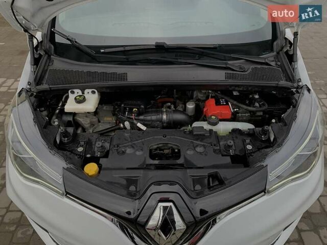 Білий Рено Зое, об'ємом двигуна 0 л та пробігом 124 тис. км за 11955 $, фото 54 на Automoto.ua