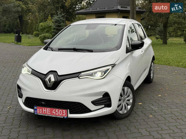 Белый Рено Зое, объемом двигателя 0 л и пробегом 80 тыс. км за 12450 $, фото 12 на Automoto.ua