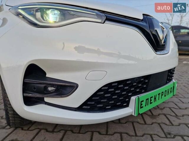 Білий Рено Зое, об'ємом двигуна 0 л та пробігом 30 тис. км за 12900 $, фото 10 на Automoto.ua