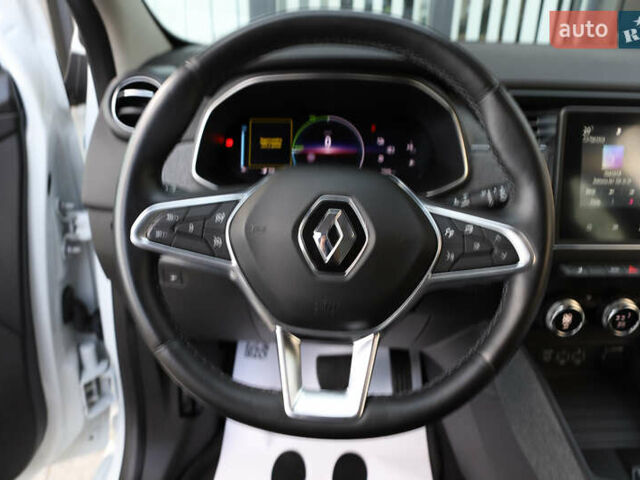 Белый Рено Зое, объемом двигателя 0 л и пробегом 23 тыс. км за 14800 $, фото 68 на Automoto.ua