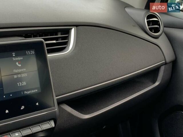 Рено Зое 2021 у Бердичеве на Automoto.ua Білий Рено Зое, об'ємом двигуна 0 л та пробігом 90 тис. км за 12999 $, фото 53 на Automoto.ua