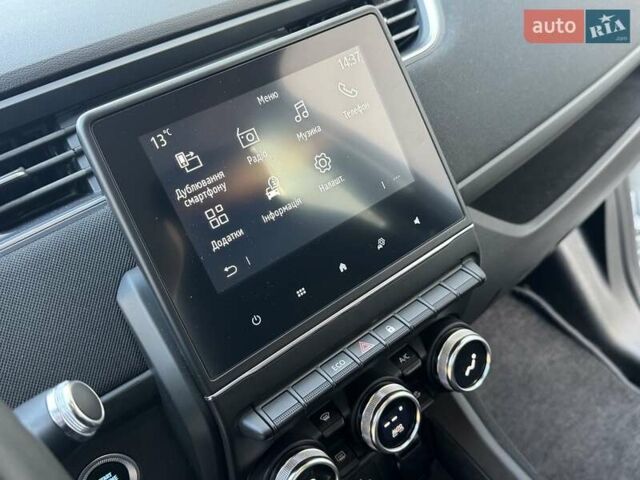 Білий Рено Зое, об'ємом двигуна 0 л та пробігом 115 тис. км за 10900 $, фото 11 на Automoto.ua