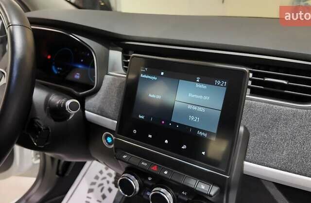Білий Рено Зое, об'ємом двигуна 0 л та пробігом 23 тис. км за 14900 $, фото 20 на Automoto.ua