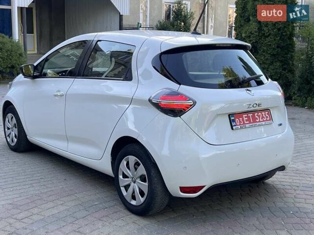 Белый Рено Зое, объемом двигателя 0 л и пробегом 70 тыс. км за 11999 $, фото 3 на Automoto.ua