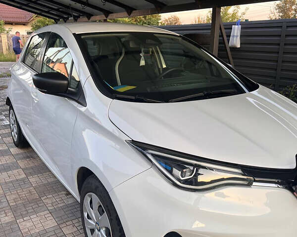 Білий Рено Зое, об'ємом двигуна 0 л та пробігом 33 тис. км за 12800 $, фото 1 на Automoto.ua