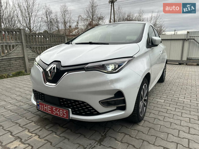 Белый Рено Зое, объемом двигателя 0 л и пробегом 82 тыс. км за 13800 $, фото 3 на Automoto.ua