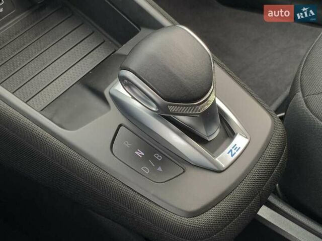 Рено Зое 2021 у Бердичеве на Automoto.ua Білий Рено Зое, об'ємом двигуна 0 л та пробігом 90 тис. км за 12999 $, фото 46 на Automoto.ua