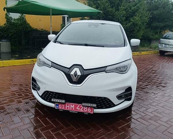 Белый Рено Зое, объемом двигателя 0 л и пробегом 130 тыс. км за 10350 $, фото 9 на Automoto.ua