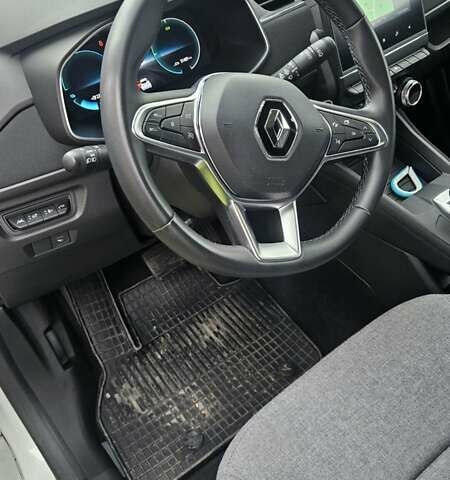 Рено Зое 2021 в Тернополе на Automoto.ua Белый Рено Зое, объемом двигателя 0 л и пробегом 51 тыс. км за 12999 $, фото 44 на Automoto.ua