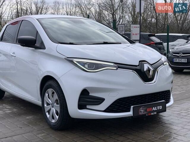 Білий Рено Зое, об'ємом двигуна 0 л та пробігом 124 тис. км за 11955 $, фото 7 на Automoto.ua