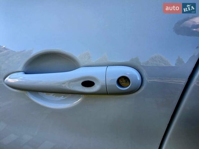 Белый Рено Зое, объемом двигателя 0 л и пробегом 57 тыс. км за 12700 $, фото 14 на Automoto.ua