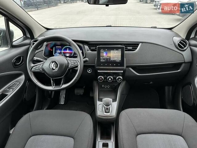 Білий Рено Зое, об'ємом двигуна 0 л та пробігом 49 тис. км за 12500 $, фото 16 на Automoto.ua