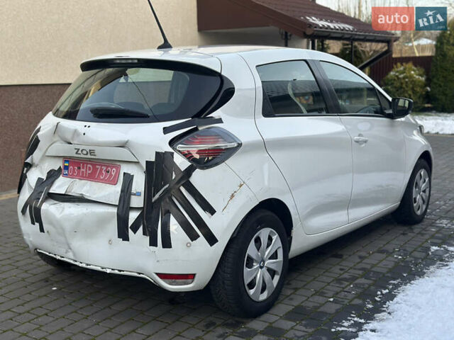 Білий Рено Зое, об'ємом двигуна 0 л та пробігом 37 тис. км за 9600 $, фото 6 на Automoto.ua