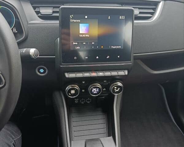 Белый Рено Зое, объемом двигателя 0 л и пробегом 82 тыс. км за 11600 $, фото 21 на Automoto.ua