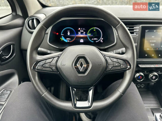 Рено Зое 2021 в Мукачеве на Automoto.ua Белый Рено Зое, объемом двигателя 0 л и пробегом 81 тыс. км за 11999 $, фото 19 на Automoto.ua