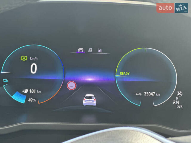 Белый Рено Зое, объемом двигателя 0 л и пробегом 25 тыс. км за 12300 $, фото 38 на Automoto.ua
