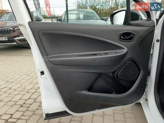 Рено Зое 2021 у Бердичеве на Automoto.ua Білий Рено Зое, об'ємом двигуна 0 л та пробігом 90 тис. км за 12999 $, фото 22 на Automoto.ua