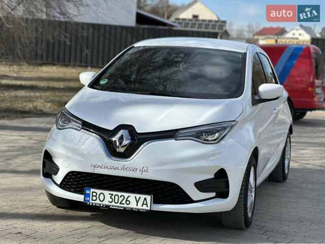 Белый Рено Зое, объемом двигателя 0 л и пробегом 25 тыс. км за 12300 $, фото 24 на Automoto.ua