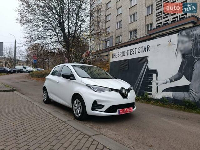 Белый Рено Зое, объемом двигателя 0 л и пробегом 82 тыс. км за 11600 $, фото 15 на Automoto.ua