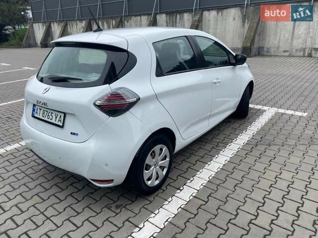 Білий Рено Зое, об'ємом двигуна 0 л та пробігом 72 тис. км за 12300 $, фото 1 на Automoto.ua