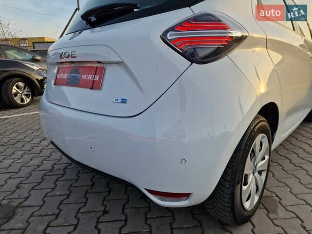 Білий Рено Зое, об'ємом двигуна 0 л та пробігом 30 тис. км за 12900 $, фото 14 на Automoto.ua