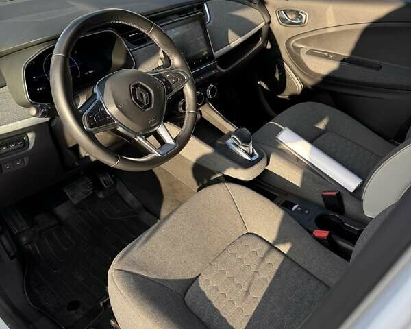 Рено Зое 2021 в Житомире на Automoto.ua Белый Рено Зое, объемом двигателя 0 л и пробегом 32 тыс. км за 12500 $, фото 8 на Automoto.ua