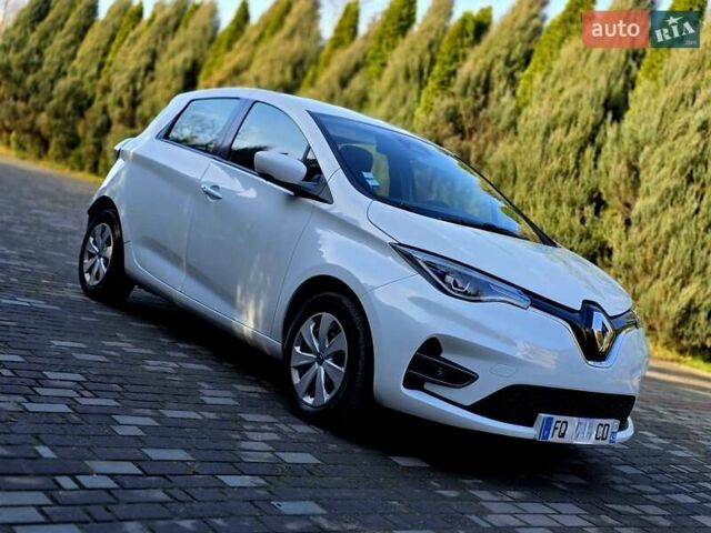 Білий Рено Зое, об'ємом двигуна 0 л та пробігом 57 тис. км за 11900 $, фото 5 на Automoto.ua