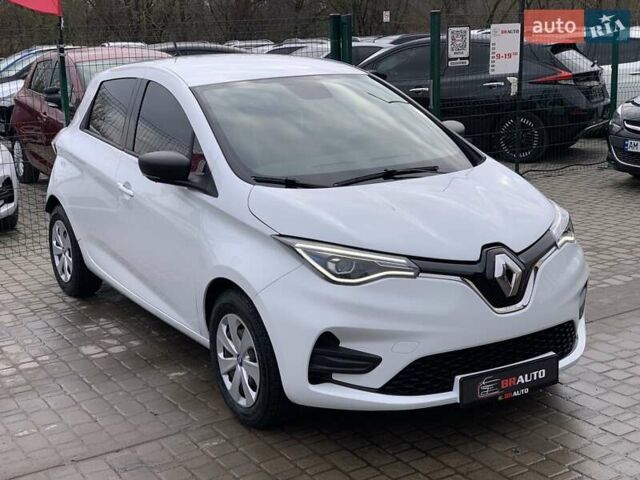 Білий Рено Зое, об'ємом двигуна 0 л та пробігом 124 тис. км за 11955 $, фото 9 на Automoto.ua