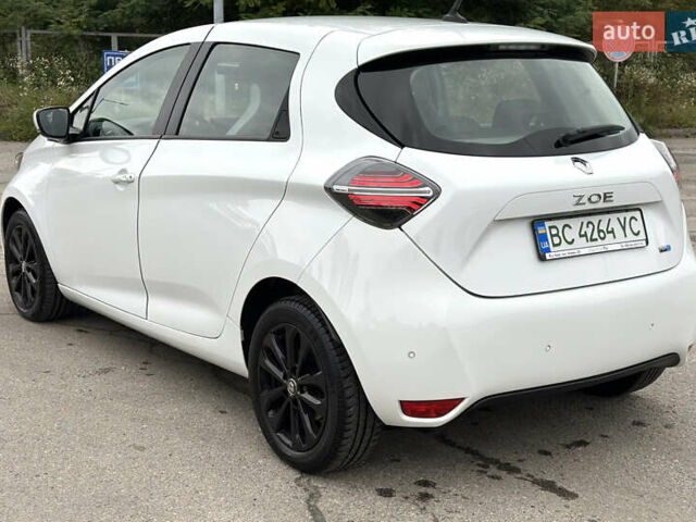 Белый Рено Зое, объемом двигателя 0 л и пробегом 51 тыс. км за 13200 $, фото 7 на Automoto.ua