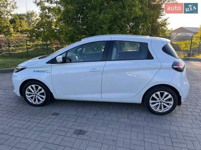 Белый Рено Зое, объемом двигателя 0 л и пробегом 122 тыс. км за 11850 $, фото 16 на Automoto.ua