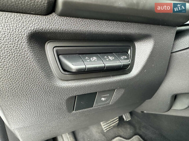 Рено Зое 2021 в Мукачеве на Automoto.ua Белый Рено Зое, объемом двигателя 0 л и пробегом 81 тыс. км за 11999 $, фото 62 на Automoto.ua