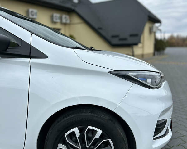 Рено Зое 2021 в Коломые на Automoto.ua Белый Рено Зое, объемом двигателя 0 л и пробегом 95 тыс. км за 12350 $, фото 9 на Automoto.ua