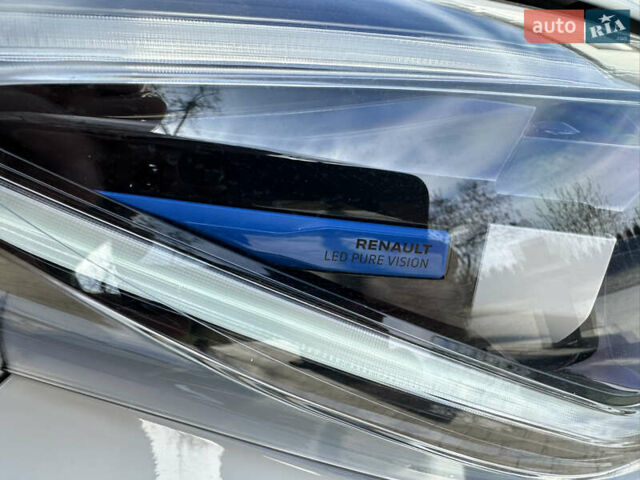 Белый Рено Зое, объемом двигателя 0 л и пробегом 25 тыс. км за 12300 $, фото 29 на Automoto.ua