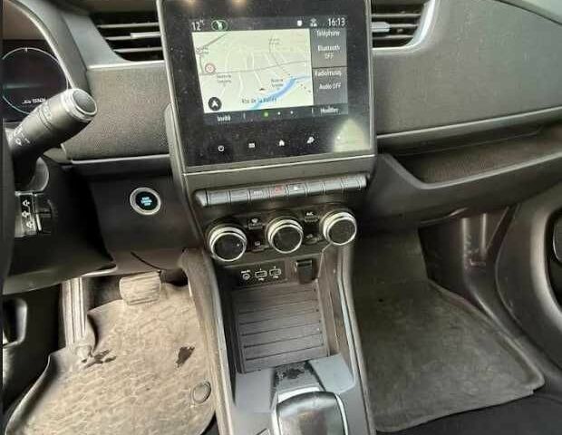 Білий Рено Зое, об'ємом двигуна 0 л та пробігом 157 тис. км за 9990 $, фото 16 на Automoto.ua