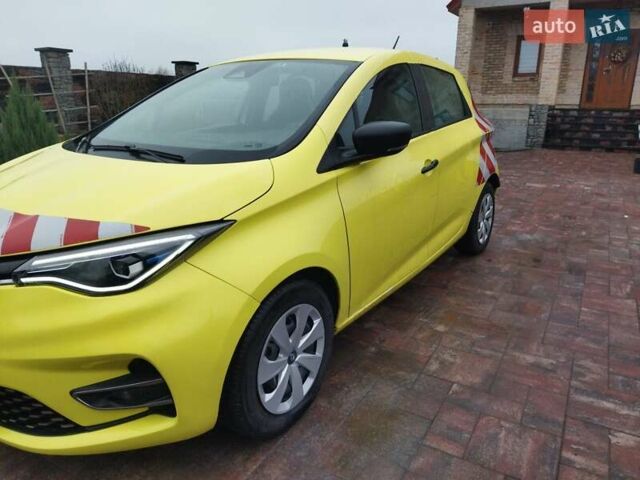 Белый Рено Зое, объемом двигателя 0 л и пробегом 82 тыс. км за 11300 $, фото 5 на Automoto.ua