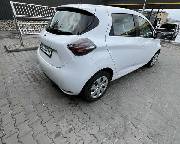 Білий Рено Зое, об'ємом двигуна 0 л та пробігом 150 тис. км за 10900 $, фото 8 на Automoto.ua
