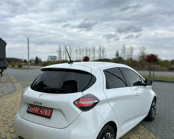 Білий Рено Зое, об'ємом двигуна 0 л та пробігом 95 тис. км за 11999 $, фото 11 на Automoto.ua