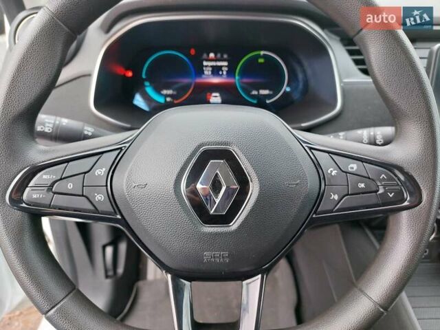 Белый Рено Зое, объемом двигателя 0 л и пробегом 73 тыс. км за 11100 $, фото 5 на Automoto.ua