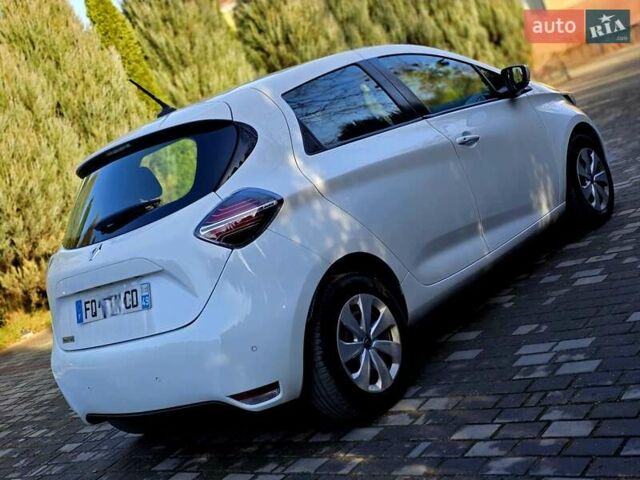 Білий Рено Зое, об'ємом двигуна 0 л та пробігом 57 тис. км за 11900 $, фото 7 на Automoto.ua