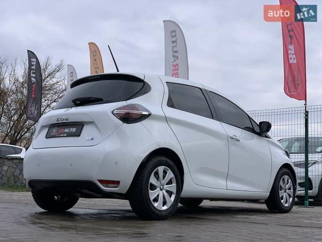 Білий Рено Зое, об'ємом двигуна 0 л та пробігом 124 тис. км за 11955 $, фото 14 на Automoto.ua