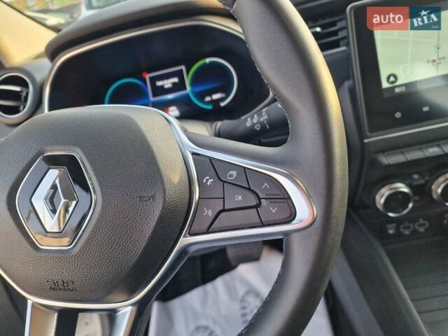 Білий Рено Зое, об'ємом двигуна 0 л та пробігом 30 тис. км за 12900 $, фото 30 на Automoto.ua