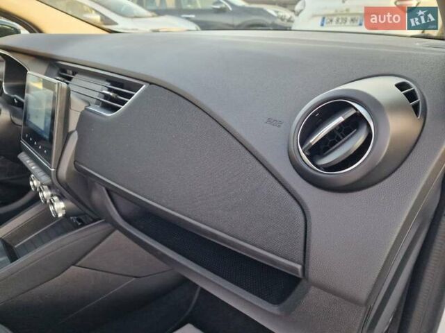 Білий Рено Зое, об'ємом двигуна 0 л та пробігом 30 тис. км за 12900 $, фото 44 на Automoto.ua