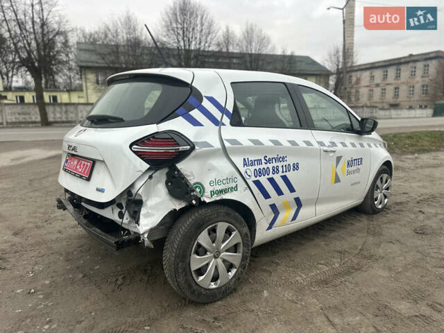 Белый Рено Зое, объемом двигателя 0 л и пробегом 43 тыс. км за 8800 $, фото 7 на Automoto.ua